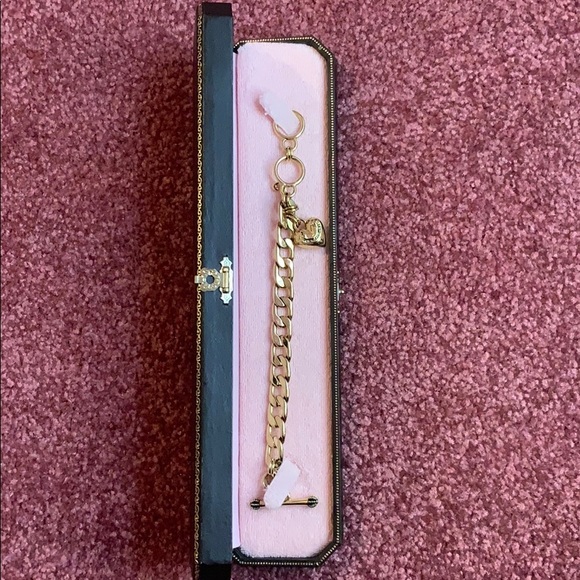 Juicy Couture Jewelry - Juicy couture heart gold charm bracelet